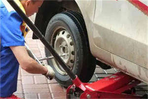 临县附近拖车24小时服务热线电话